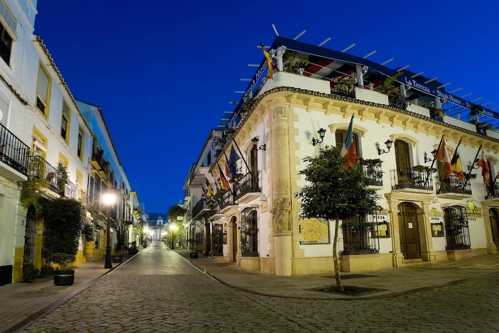 Апарт готель Puerta De Aduares Марбелья Екстер'єр фото